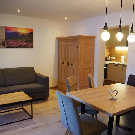 公寓 弗洛里安公寓 *